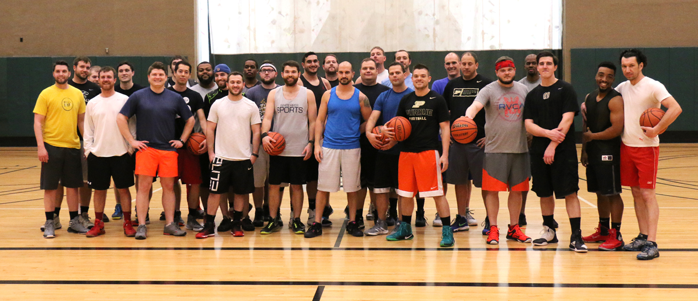 Indianapolis lender Royal United Mortgage 3 on 3 basketball champs.